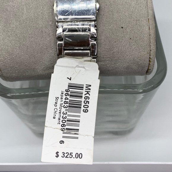Micheal Kors watch main image 6